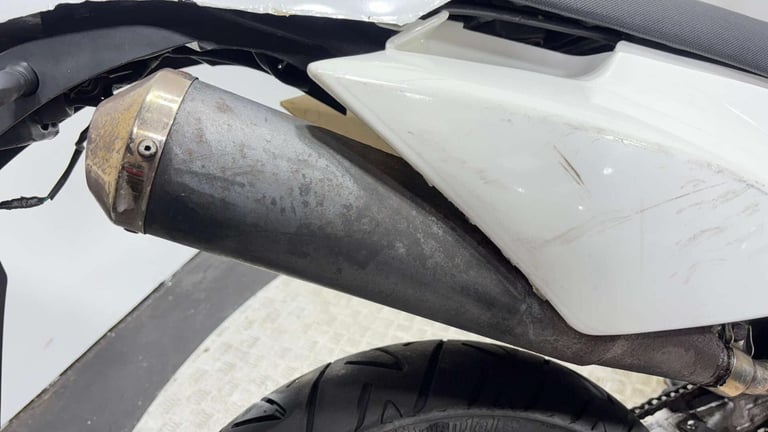 Ajs JSM 2012 2K NON RUNNING PROJECT BIKE SUPERMOTO 125CC LEARNER