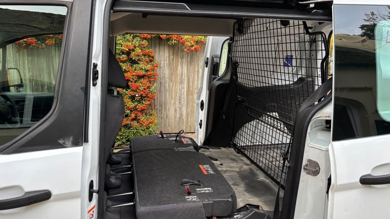 Ford, TRANSIT CONNECT, Crew Van, 2018, Manual, 1498 (cc)
