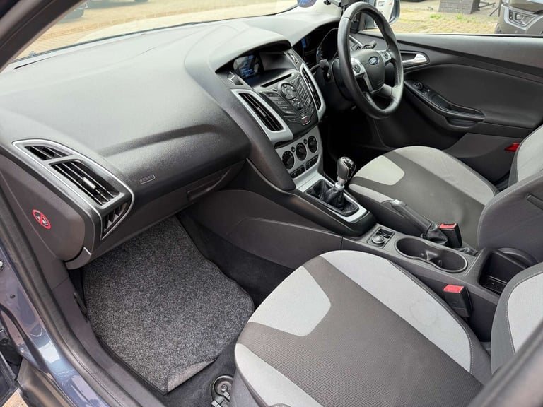 2013 Ford Focus 1.6 TDCi Zetec Hatchback 5dr Diesel Manual Euro 5 (s/s) (115 ps) Hatchback Diesel...