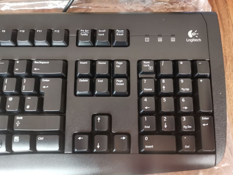 Logitech 250 Deluxe Keyboard Brand New Boxed 