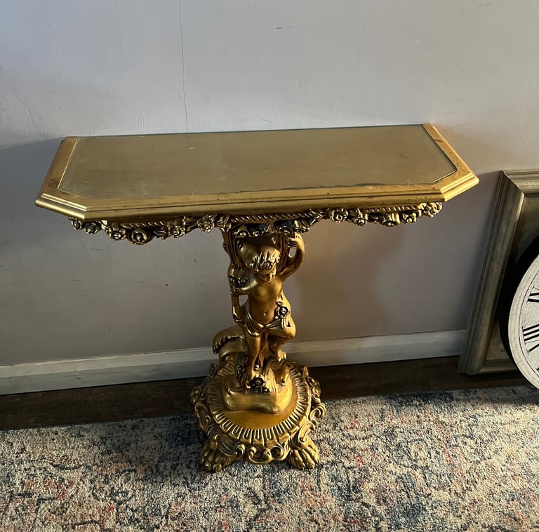 Lovely ornate cherub console table