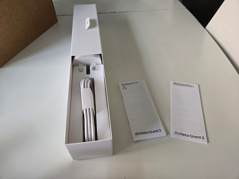 Meta Quest 3, mint condition, 18 month warranty (John Lewis)