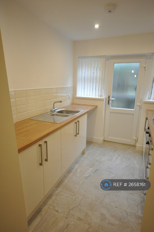 3 bedroom house in Tyisaf, Pentre, CF41 (3 bed) (#2658761)