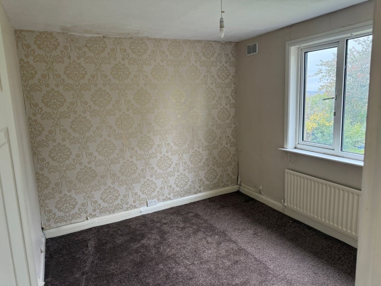 3 Bedroom semi-detached property 