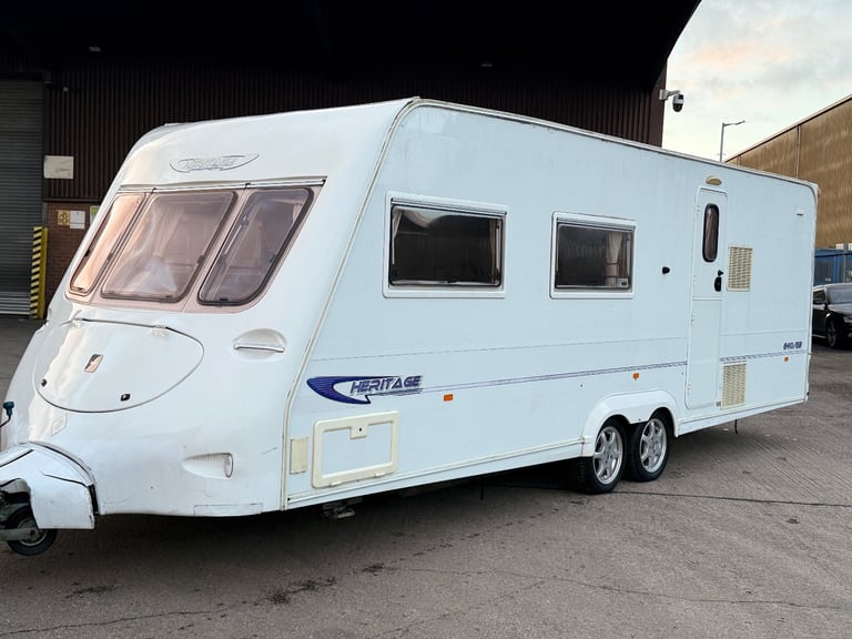 image for Caravan Fleetwood heritage 2006 4-5 berth 