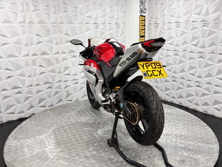 2009 Yamaha YZF-R125 | *WARRANTY PROVIDED*