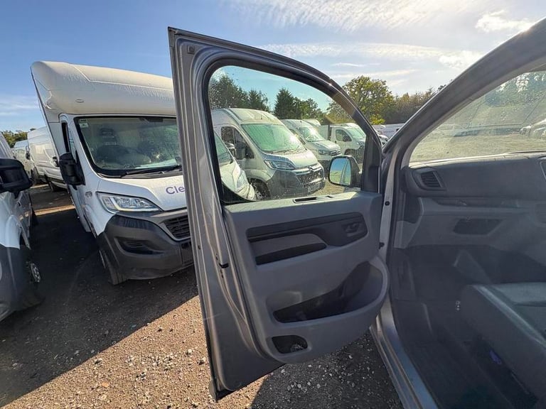 2021 Vauxhall Vivaro 2700 1.5d 100PS Sportive H1 Van PANEL VAN DIESEL Manual