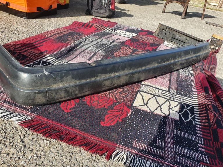 image for bmw e30 bumper in really good condition