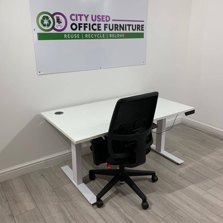 Used Office Furniture! ♻️ Pro Electric Sit-Stand Desk, Dual Motor, Memory Settings🚚