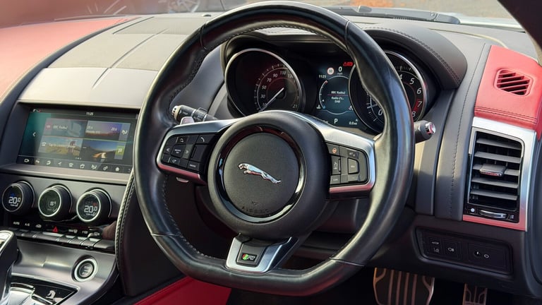 2018 Jaguar F-TYPE 5.0 Supercharged V8 R 2dr Auto AWD Petrol