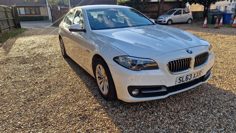 BMW, 5 SERIES, 2.0 520d SE Saloon, 2013, Manual, 1995 (cc), 4 doors