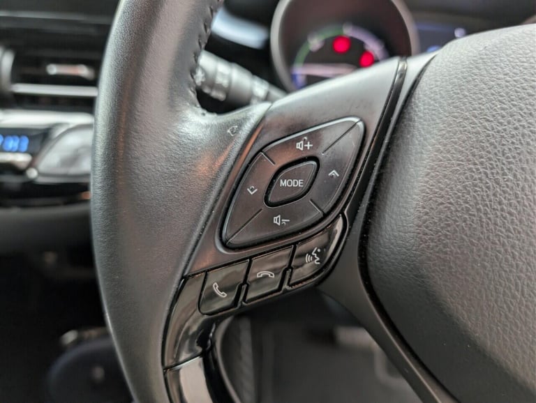 2021 Toyota C-HR 2.0 VVT-h GPF Design SUV 5dr Petrol Hybrid CVT Euro 6 (s/s) (184 ps) - SAT  HATC...