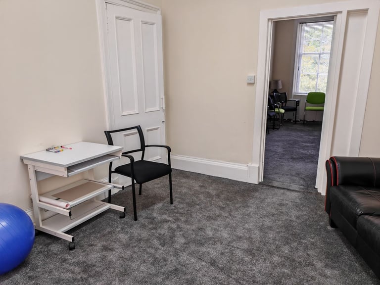 Two newly refurbished offices to rent, 2nd floor, 49 Tichfield st Kilmarnock 