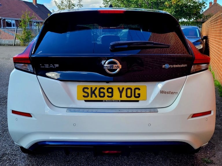 2019 Nissan Leaf 40kWh Tekna Hatchback 5dr Electric Auto (150 ps) Hatchback ELECTRIC Automatic