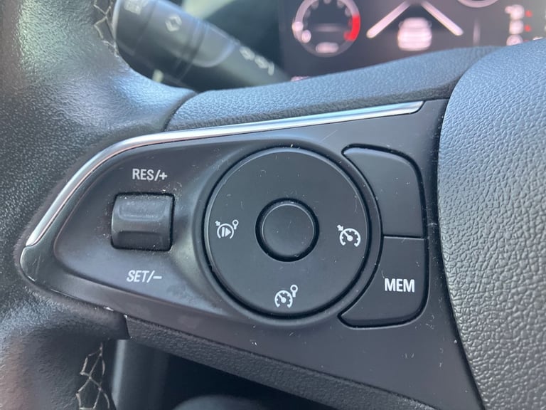 2022 Vauxhall Grandland 1.2 Turbo GS Line 5dr Hatchback PETROL Manual