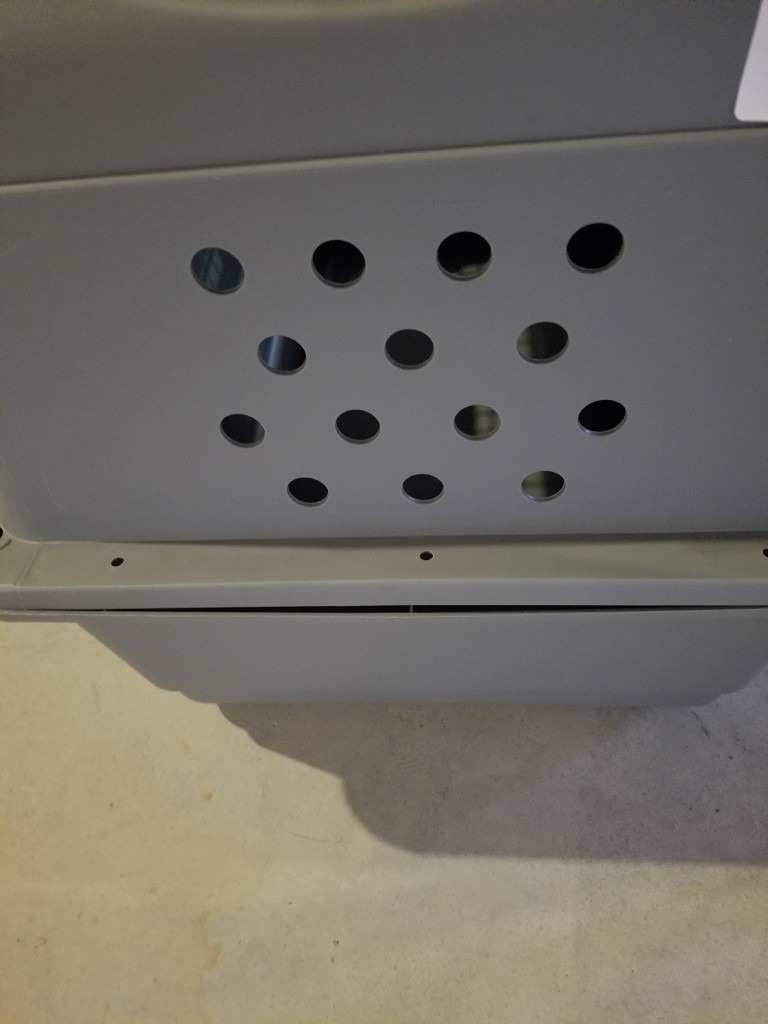 3 x 28 inch SKY KENNEL PET CARRIERS, AIRLINE APPROVED - £40 each - used once for a flight
