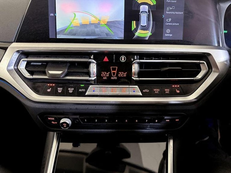 2021 BMW 3 Series 2.0 330e 12kWh Sport Pro Touring Auto Euro 6 (s/s) 5dr Automatic Estate Hybrid ...