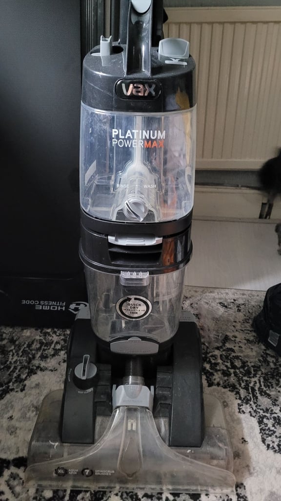 VAX PLATINUM PET CARPET CLEANER