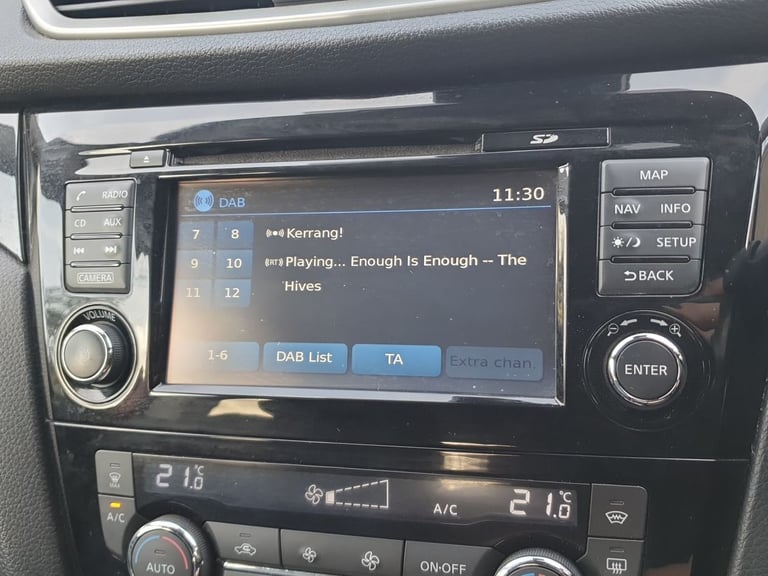 2016 Nissan Qashqai 1.6 dCi Tekna 5dr Xtronic Hatchback Diesel Automatic