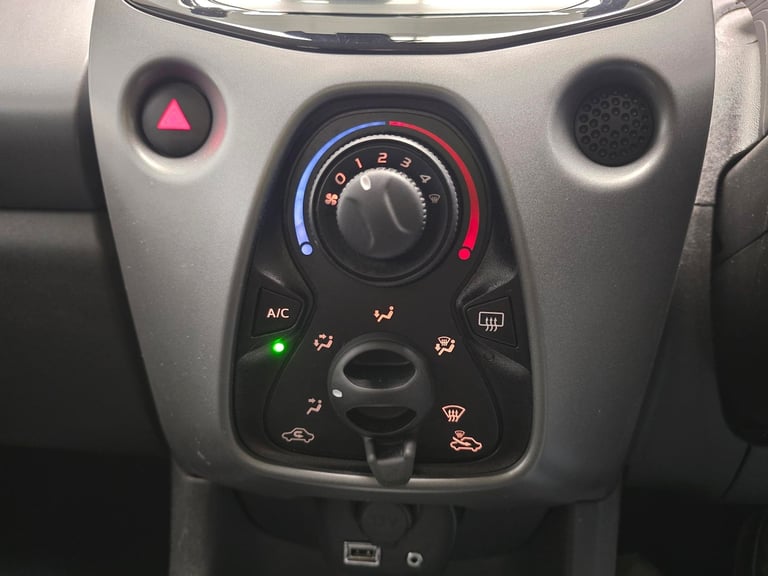 2021 Toyota AYGO 1.0 VVT-i x-play Hatchback 5dr Petrol Manual Euro 6 (s/s) (71 ps) - AIR CON Hatc...