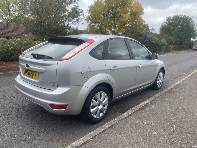 FORD FOCUS 1.6 Style 2010