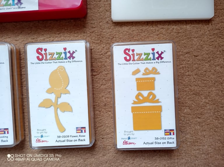 Original Red Sizzix Die Cutting Machine 