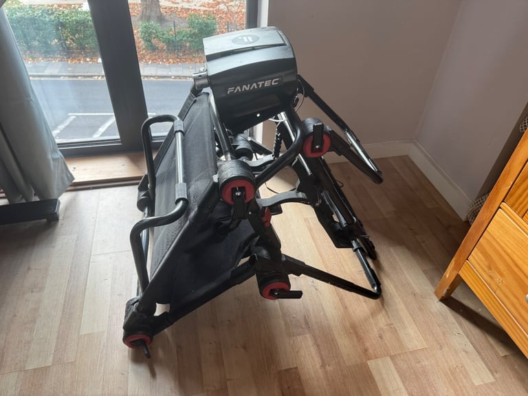 Next level racing F-GT lite racing chair