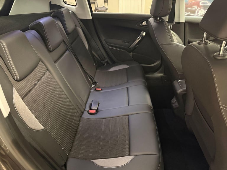 PEUGEOT 2008 1.2 PureTech GPF Allure Grey Manual Petrol WARRANTY 12 MONTHS MOT