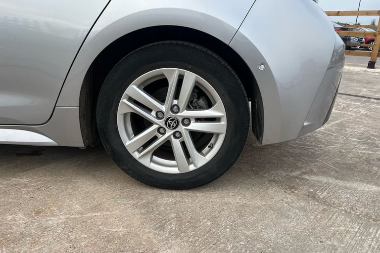 2022 Toyota Corolla 1.8 VVT-i Hybrid Icon Tech 5dr CVT Hatchback PETROL/ELECTRIC Automatic