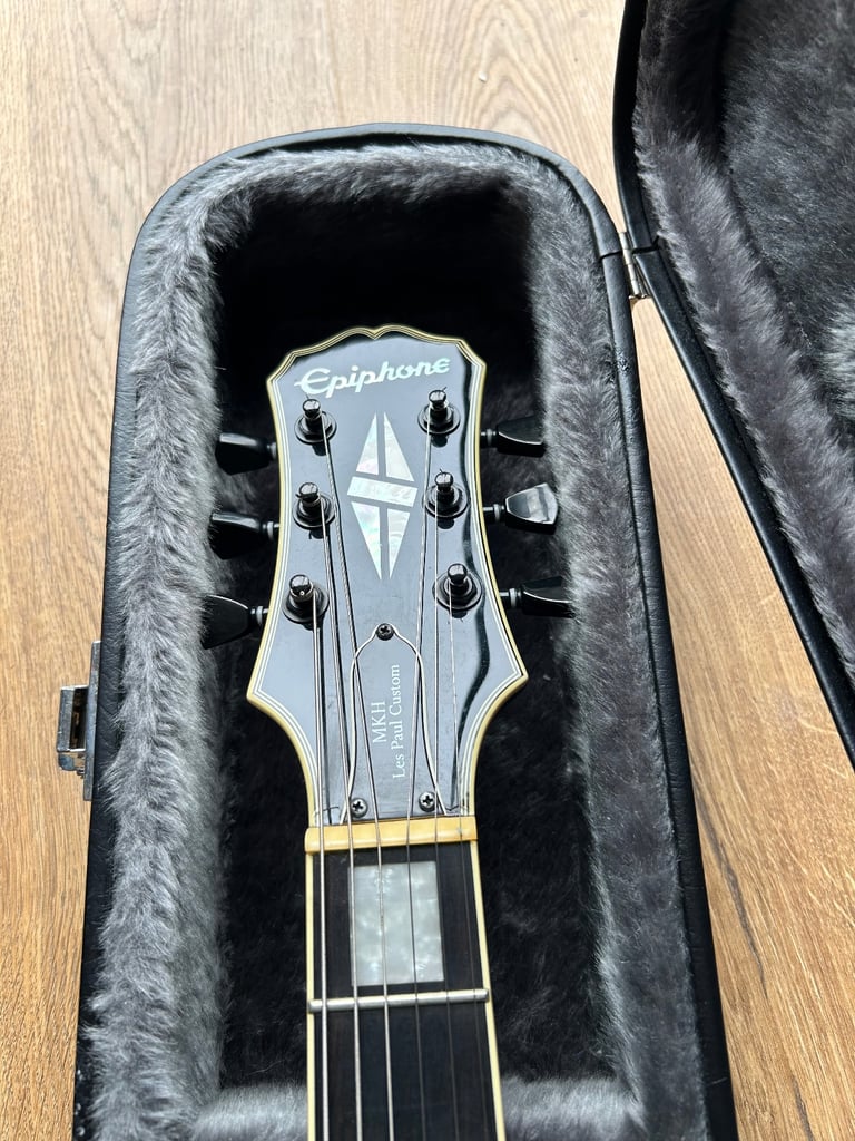 Epiphone les Paul custom Matt heafy signature & hard case 