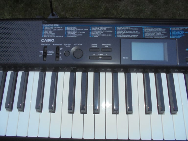 CASIO Piano/Keyboard + User's Guide & CASIO Song Book