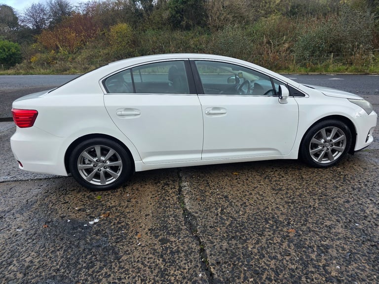 2012 toyota avensis t-spirit 2 litre turbo diesel 