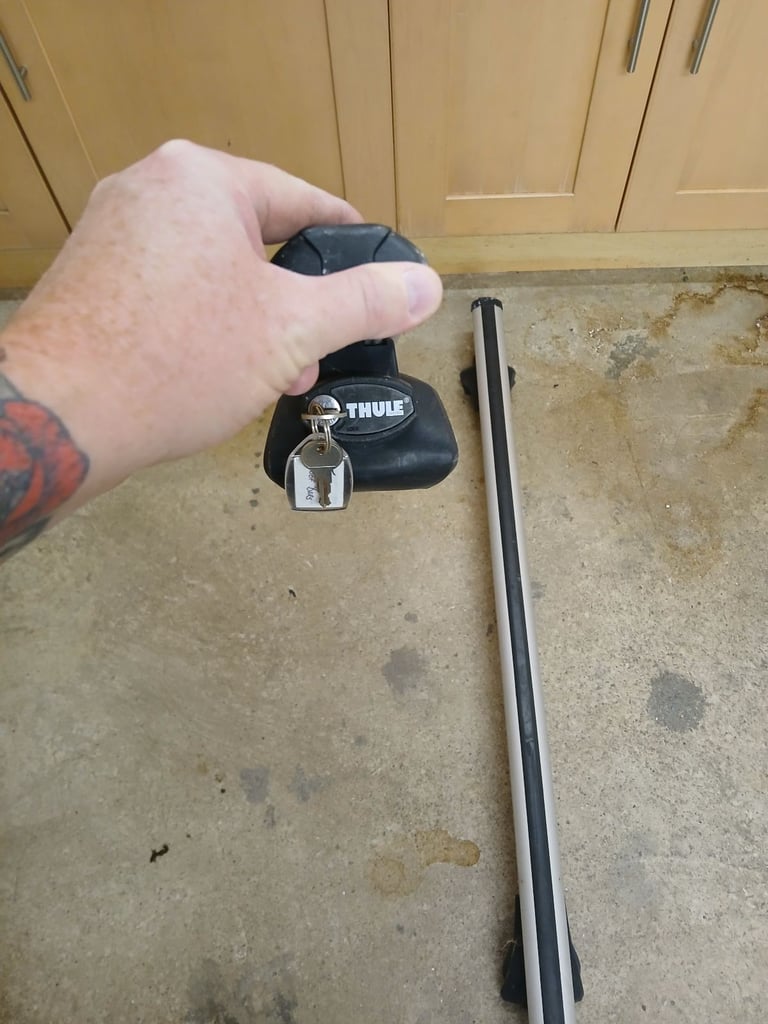 image for VW Tiguan roof bars
