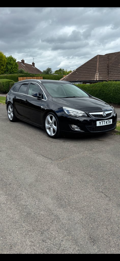image for Vauxhall Astra SRI cdti sports tourer