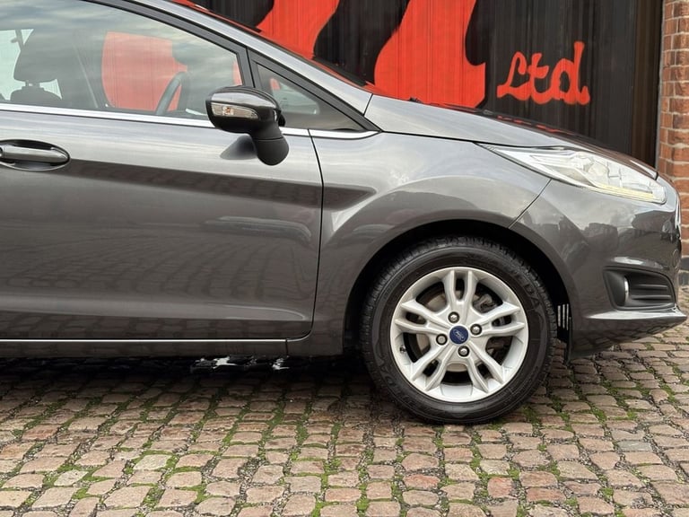 2017 Ford Fiesta 1.25 82 Zetec 5dr HATCHBACK PETROL Manual