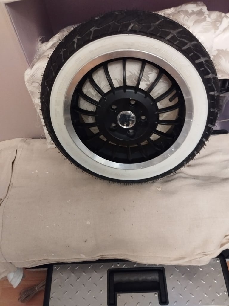 Royal Alloy GT wheel 