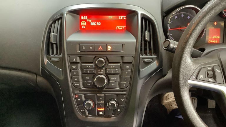 2012 Vauxhall Astra 1.4 16v Active Euro 5 5dr HATCHBACK Petrol Manual