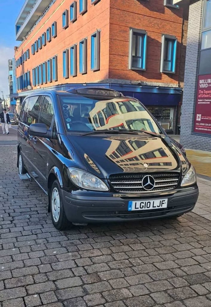 Hackney taxi long collar liverpool council 