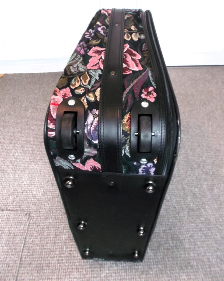 Large Jane Shilton Vintage Tapestry Suitcase with Matching Holdall