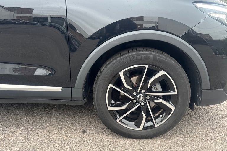 2021 MG MG ZS 1.0T GDi Exclusive 5dr DCT Hatchback Petrol Automatic