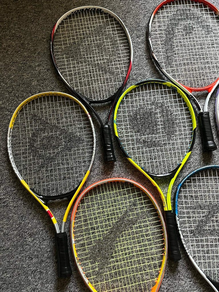 21 Junior Tennis Racquets – Multiple Brands