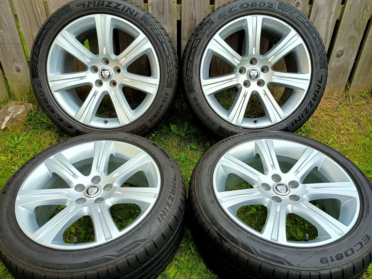 18" JAGUAR XK COUPE ALLOYS 5x108 8.5J/9.5J SPLIT WIDTH WHEELS EXCELLENT TYRES XF XE XJ