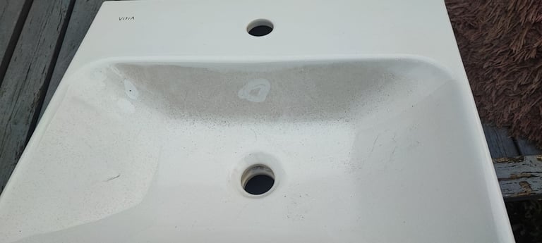 1200 X 470MM WHITE RESIN COUNTERTOP WITH 2 X 1TH VITRA CERAMIC COUNTER TOP BASINS - RRP £595