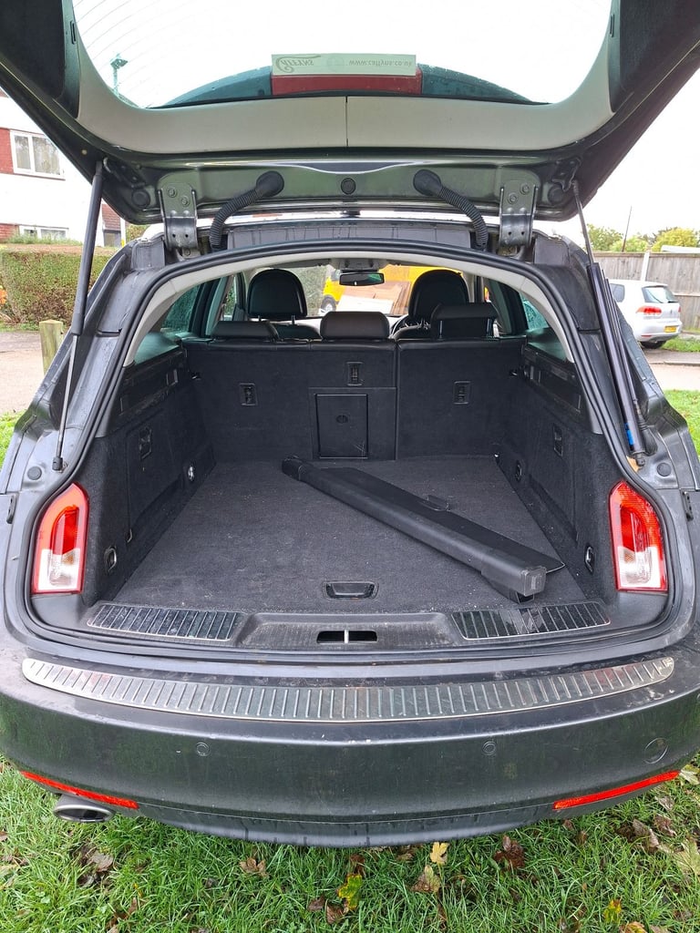 Vauxhall, INSIGNIA, Estate, 2010, Manual, 1956 (cc), 5 doors