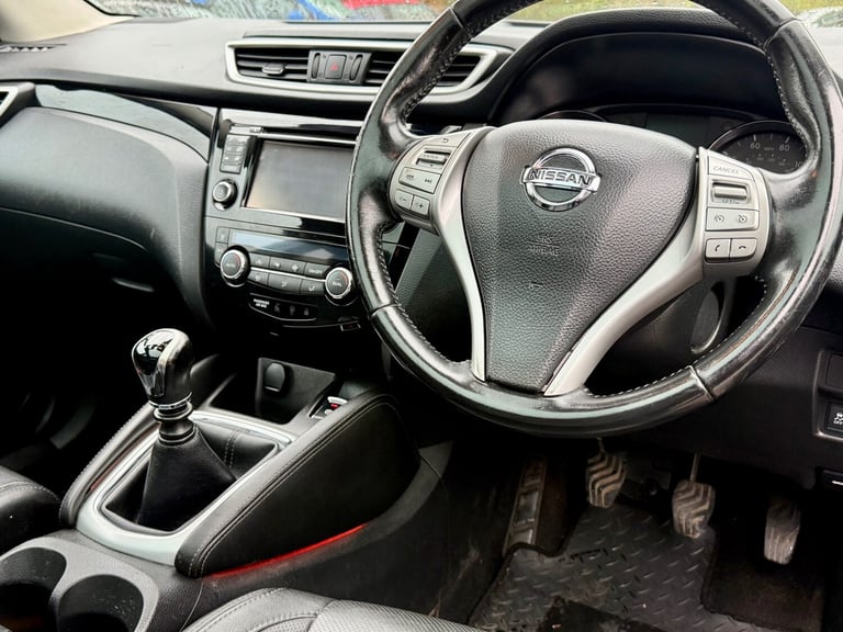 2016 NISSAN QASHQAI 1.5 DCI TEKNA 5DR BLACK PAN-ROOF HEATED LEATHER DIESEL