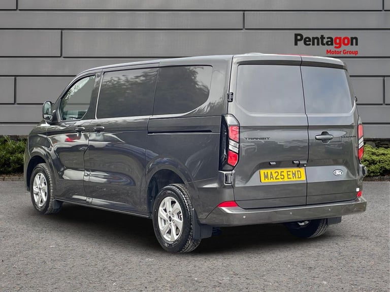 Ford Transit Custom 2.0 280 Ecoblue Limited Panel Van 5dr Diesel Auto L1 H1