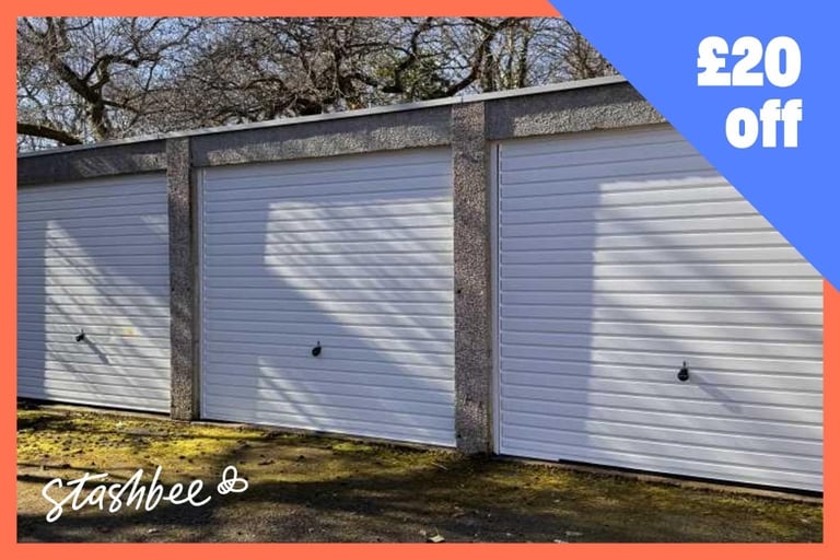 Garage to rent in London (N20) | Stashbee