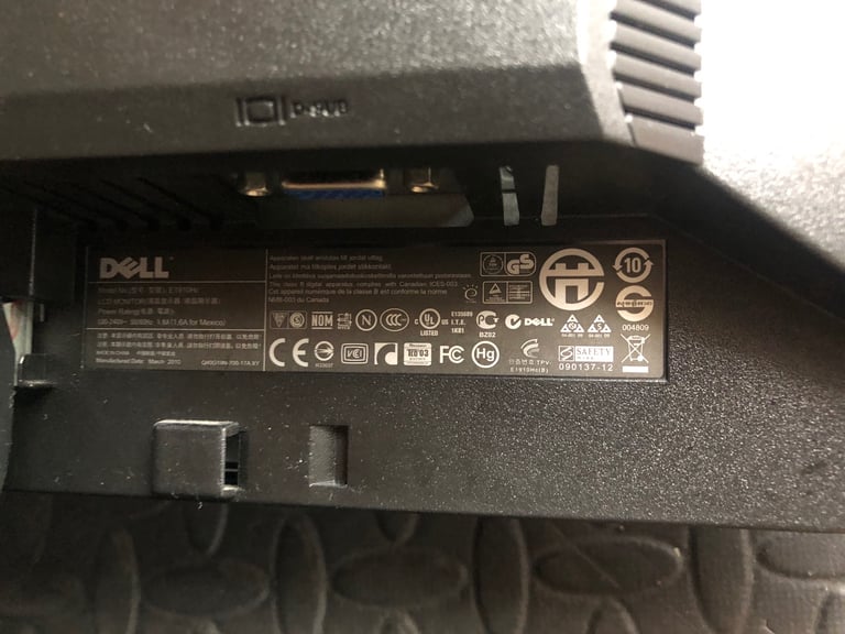 Dell 19 inch PC monitor 