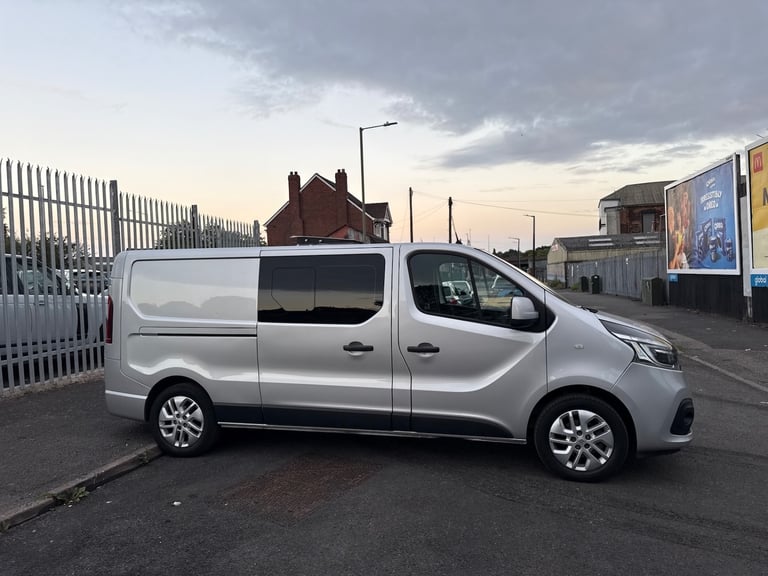 2021 Renault Trafic LL30 ENERGY dCi 170 Sport Nav Van EDC WINDOW VAN Diesel Automatic