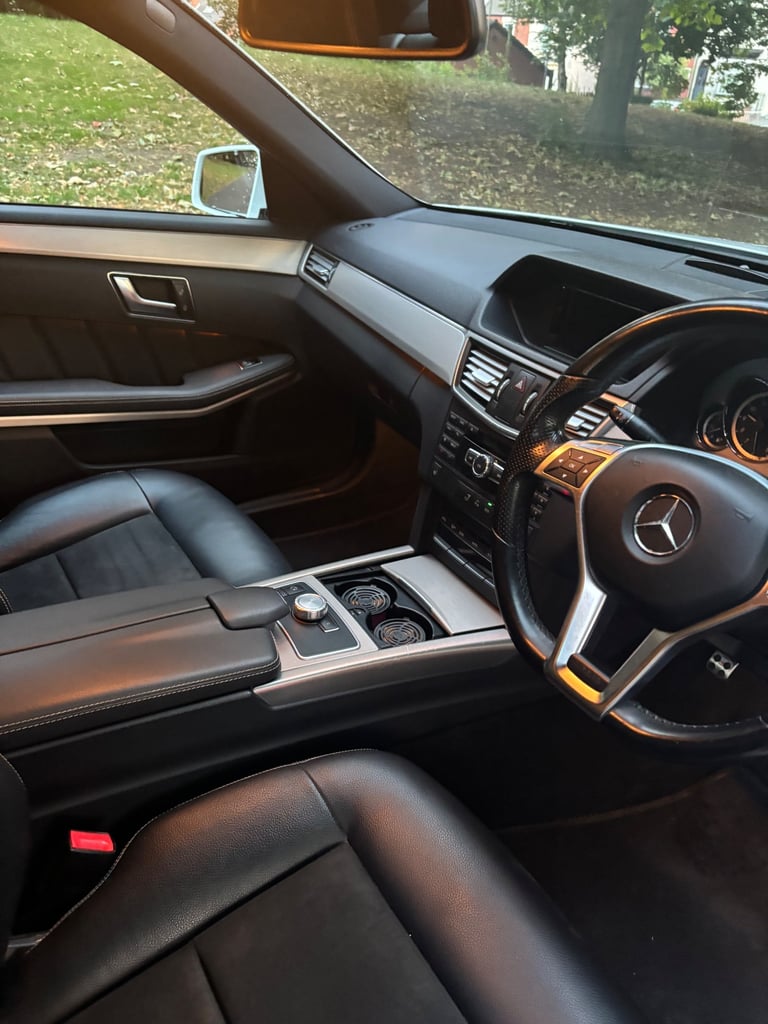 2012 62 Mercedes-Benz E220 Sport CDI,  2.1L Diesel. AUTOMATIC  LONG MOT!